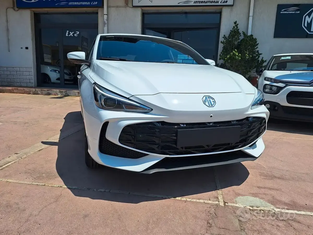 Nuevo MG MG3 Comfort 115 CV (84 kW) 2026 Amarillo Utilitario
