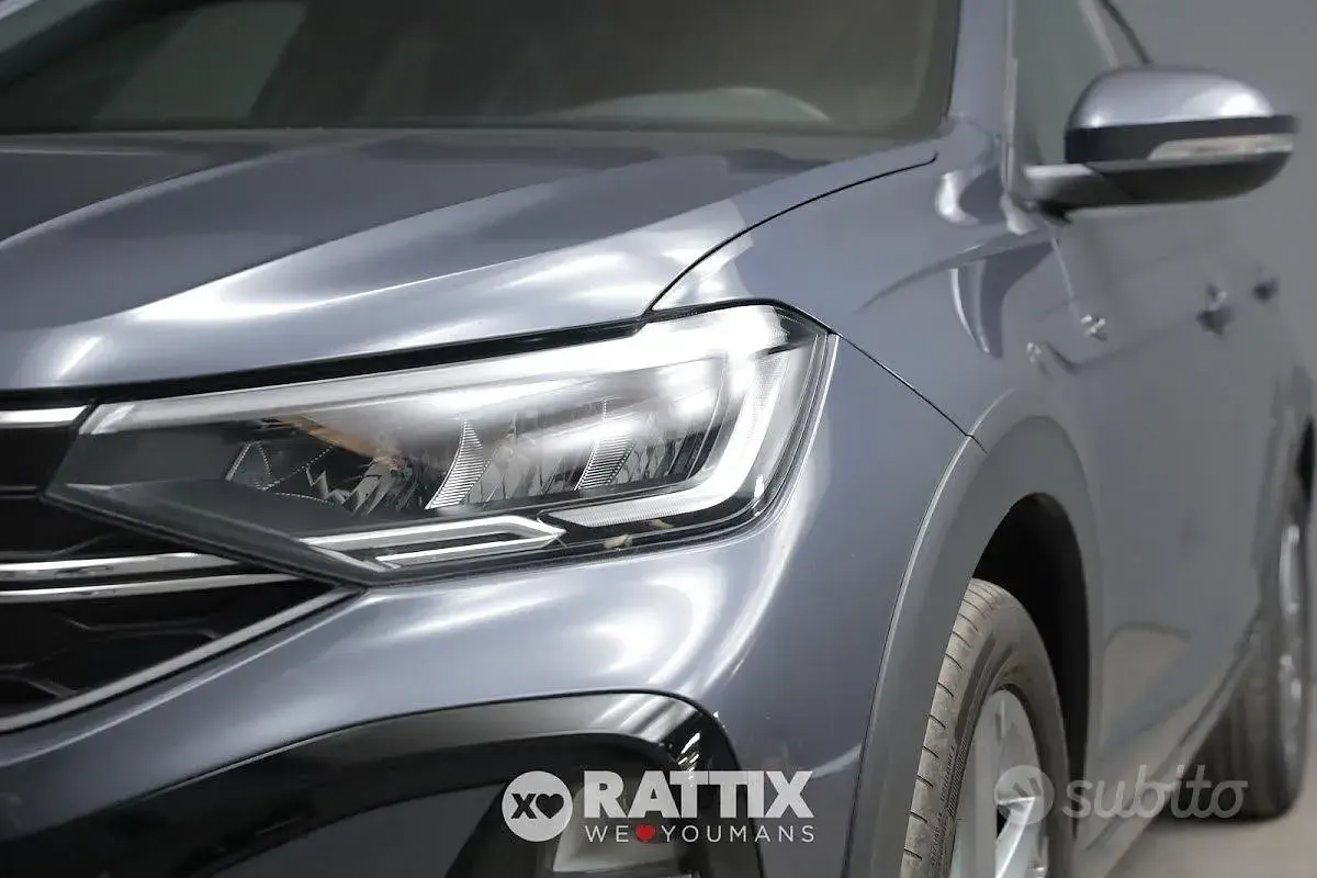 Usata VW Taigo R-line 116 CV (85 kW) 2024 Smoky grey SUV