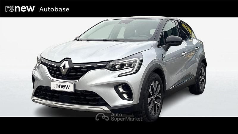 Usata Renault Captur Techno 145 CV (106 kW) 2023 Grigio SUV
