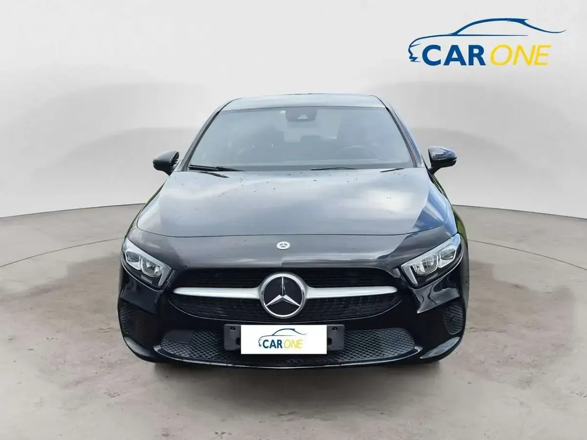 Usata Mercedes A180 Business 116 CV (85 kW) 2021 Nero Utilitaria