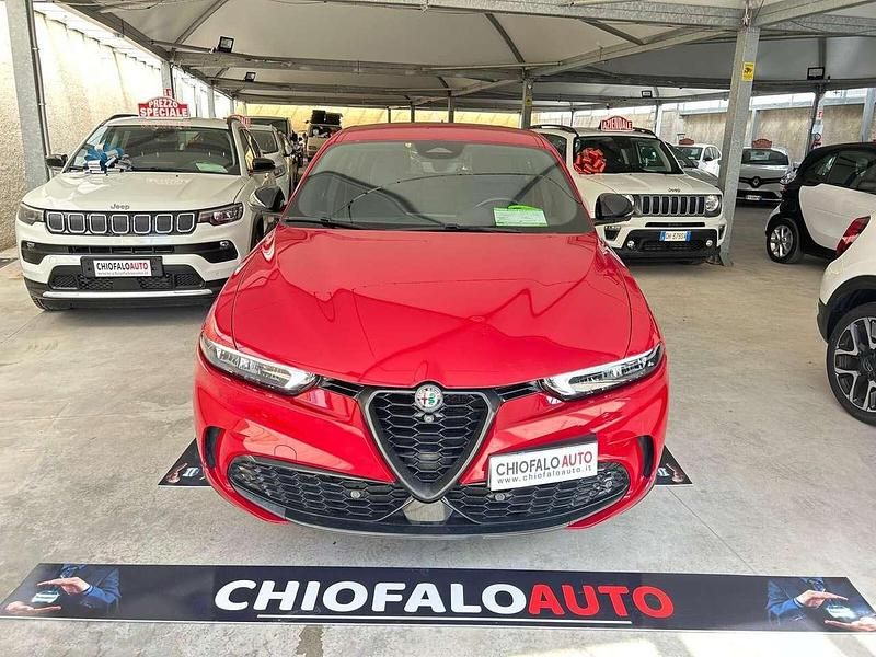 Rosso Usata 2022 Alfa Romeo Tonale Sprint SUV | 23.999 € (Cara) - Immagine 1/4