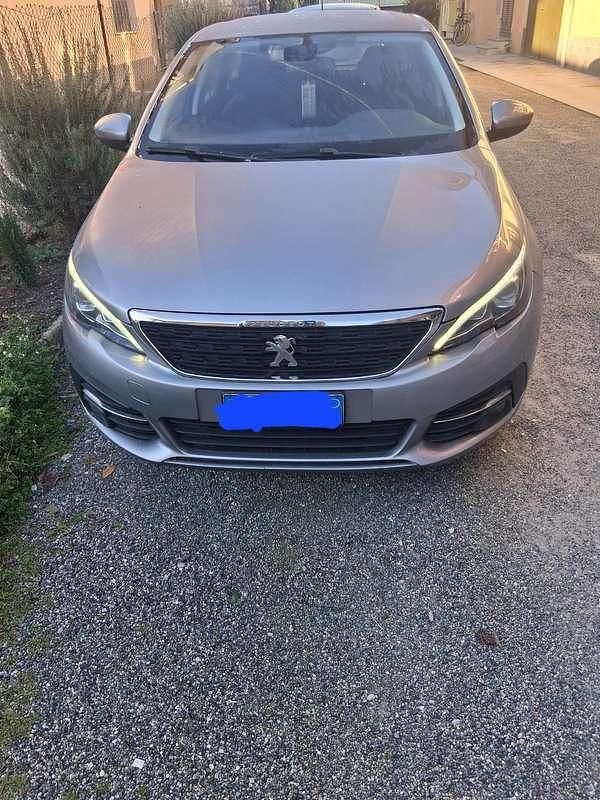 Usata Peugeot 308 SW Style 131 CV (96 kW) 2018 Station wagon