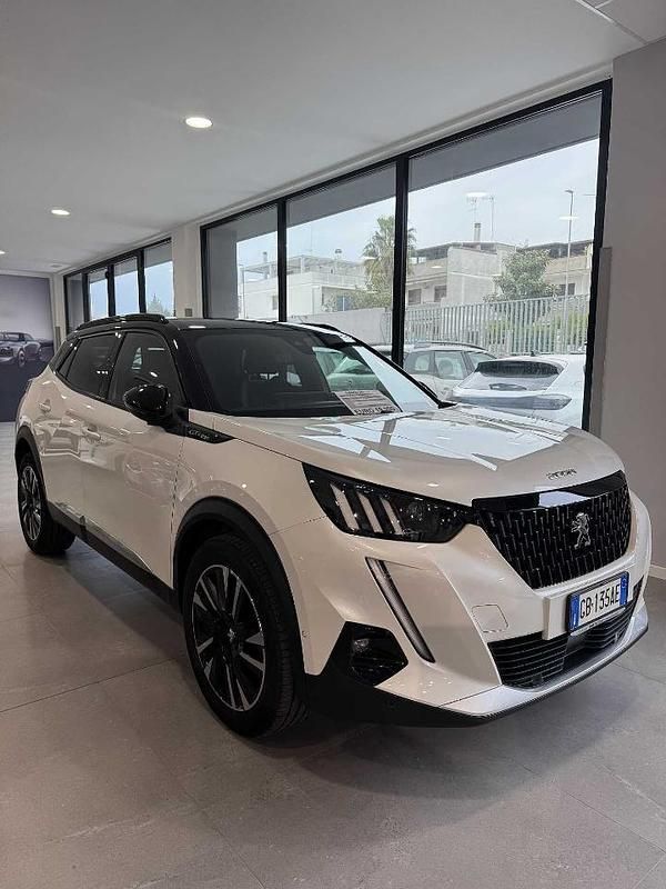 Bianco Usata 2020 Peugeot 2008 GT-line SUV | 19.900 € (Molto cara) - Immagine 1/4