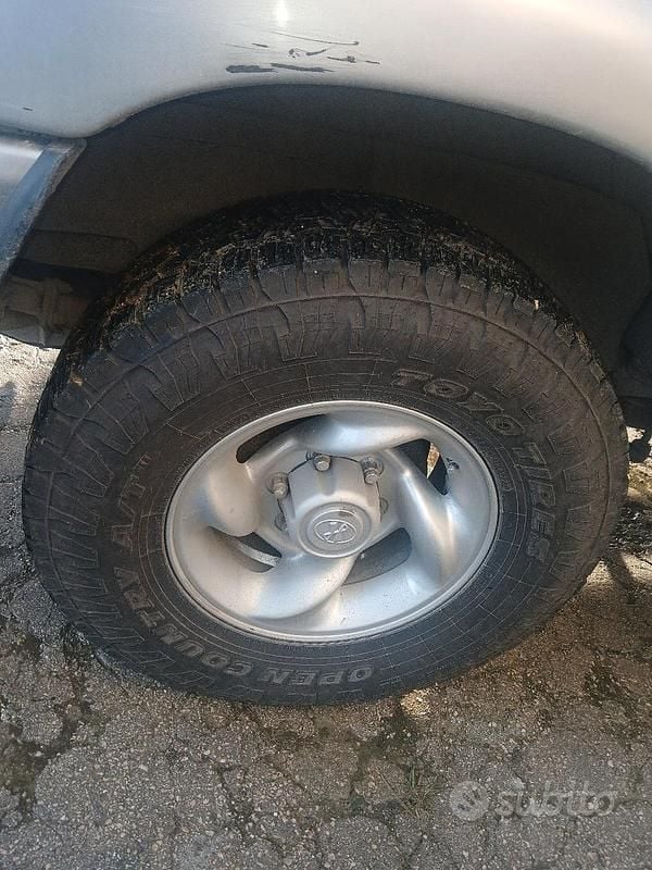 Usata Hyundai Galloper 100 CV (73 kW) 1998 Blu SUV