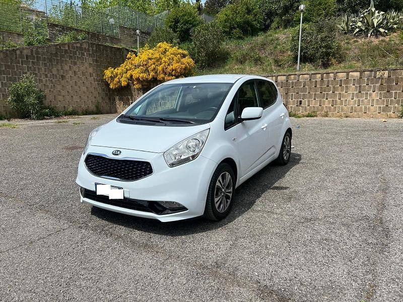 Usata Kia Venga Style 89 CV (65 kW) 2017 Bianco Utilitaria