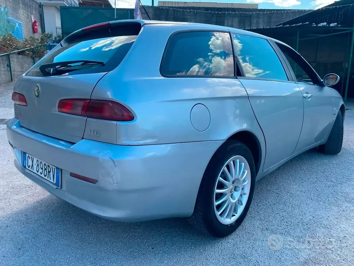 Usata Alfa Romeo 156 116 CV (85 kW) 2005 Grigio Station wagon
