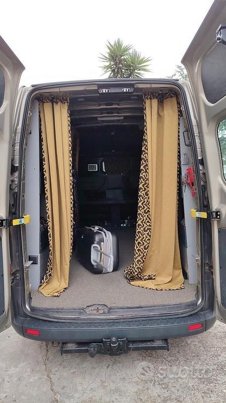 Usata Ford Transit Custom 125 CV (91 kW) 2025 Furgone