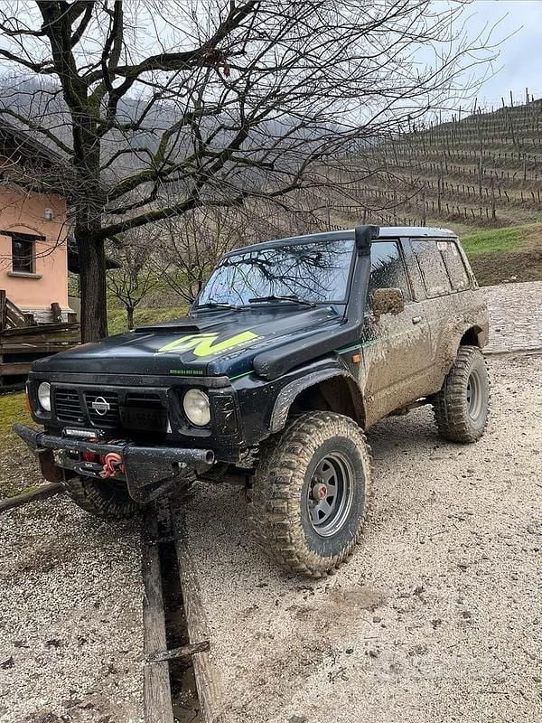 Usata Nissan Patrol 116 CV (85 kW) 1988 SUV
