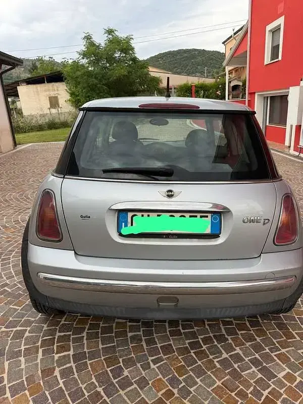 Usata Mini One D 75 CV (55 kW) 2003 Utilitaria