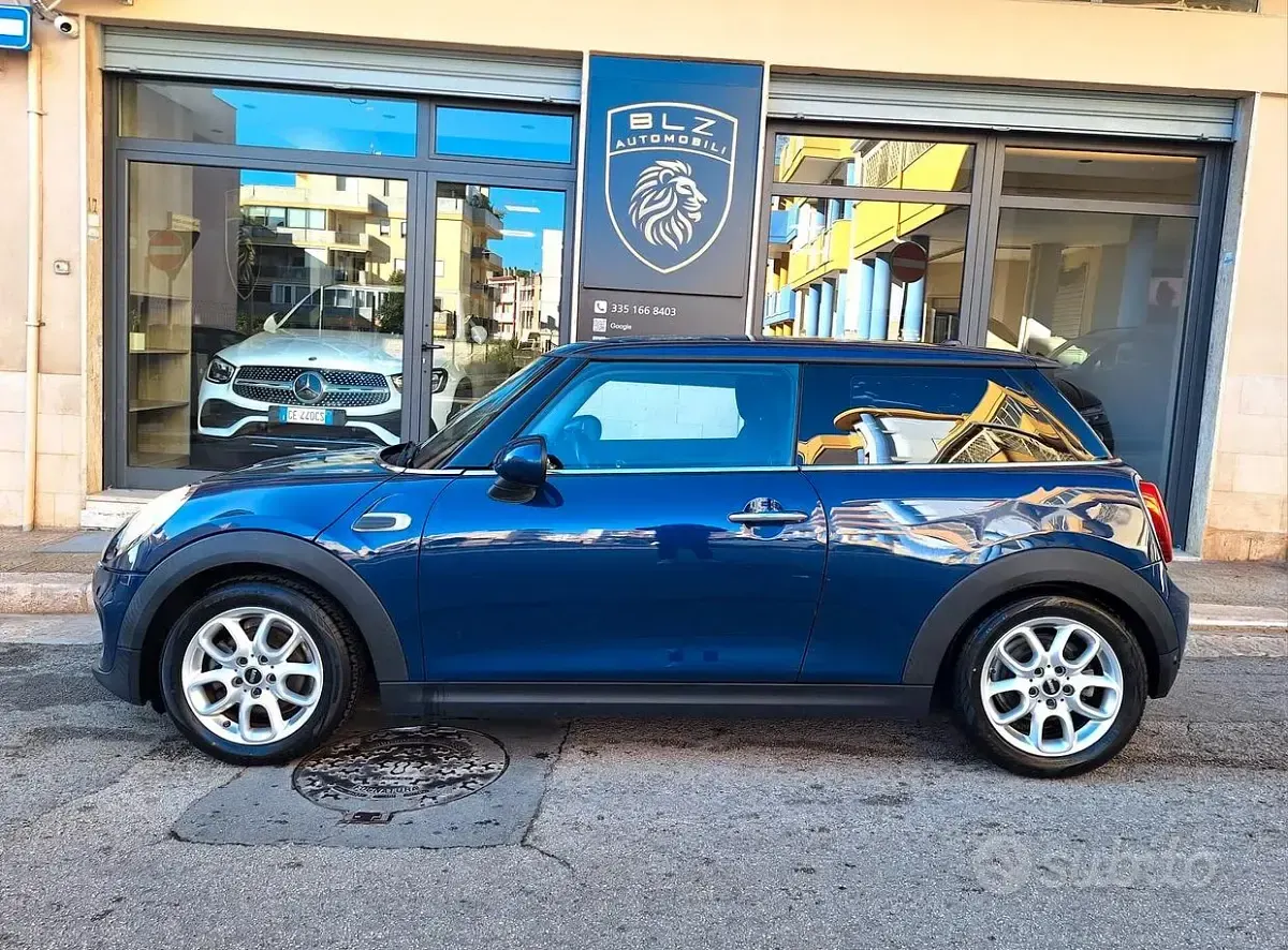Usata Mini Cooper D Hype 95 CV (69 kW) 2014 Blu Utilitaria