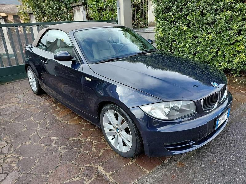Usata BMW 120 Cabriolet 177 CV (130 kW) 2008 Blu/azzurro Cabrio