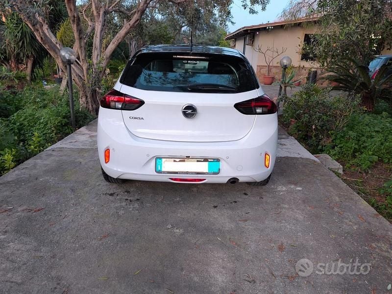 Usata Opel Corsa Elegance 75 CV (55 kW) 2021 Bianco Utilitaria
