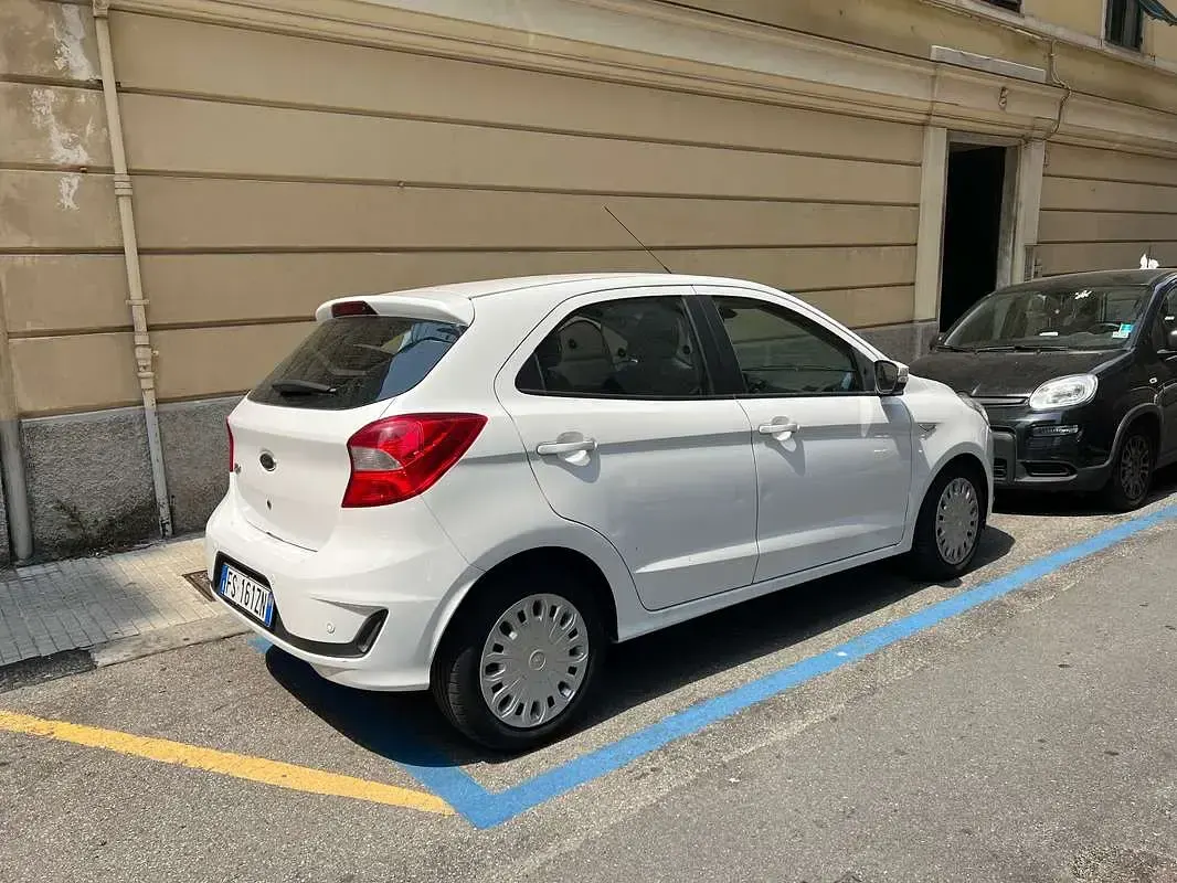 Usata Ford Ka Ultimate 86 CV (63 kW) 2018 Bianco Berlina