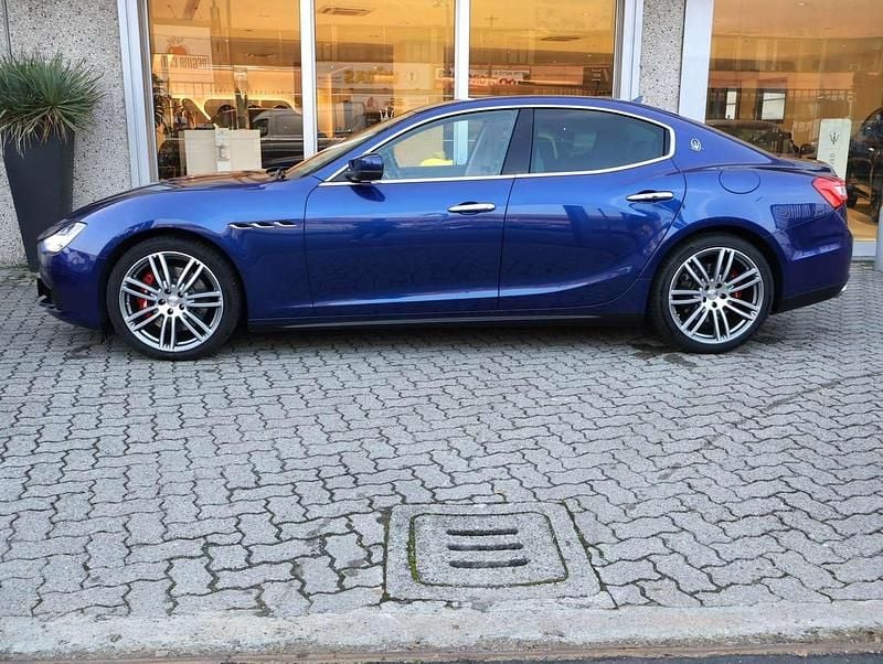 Usata Maserati Ghibli 349 CV (256 kW) 2017 Blu emozione micalizzato Berlina