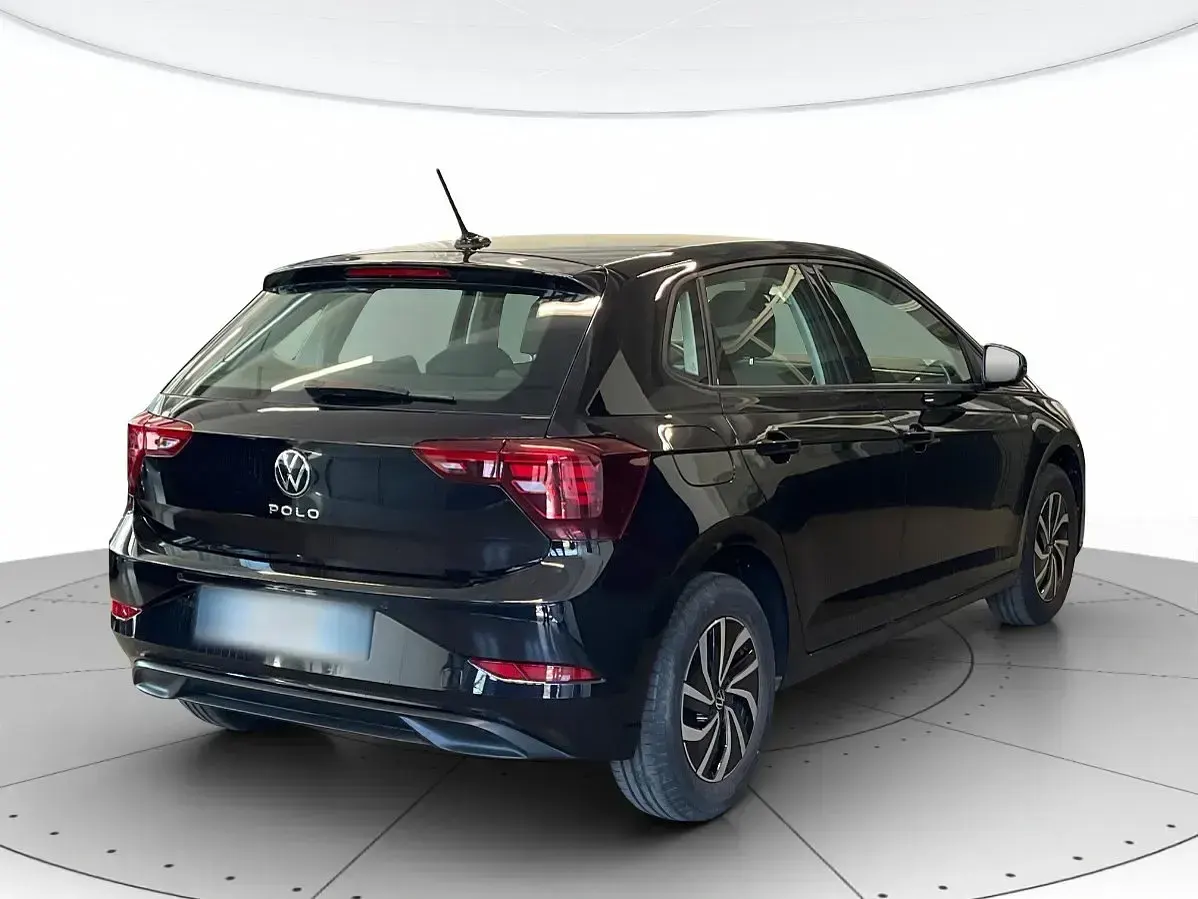 Usata VW Polo Life 95 CV (69 kW) 2025 Nero Utilitaria
