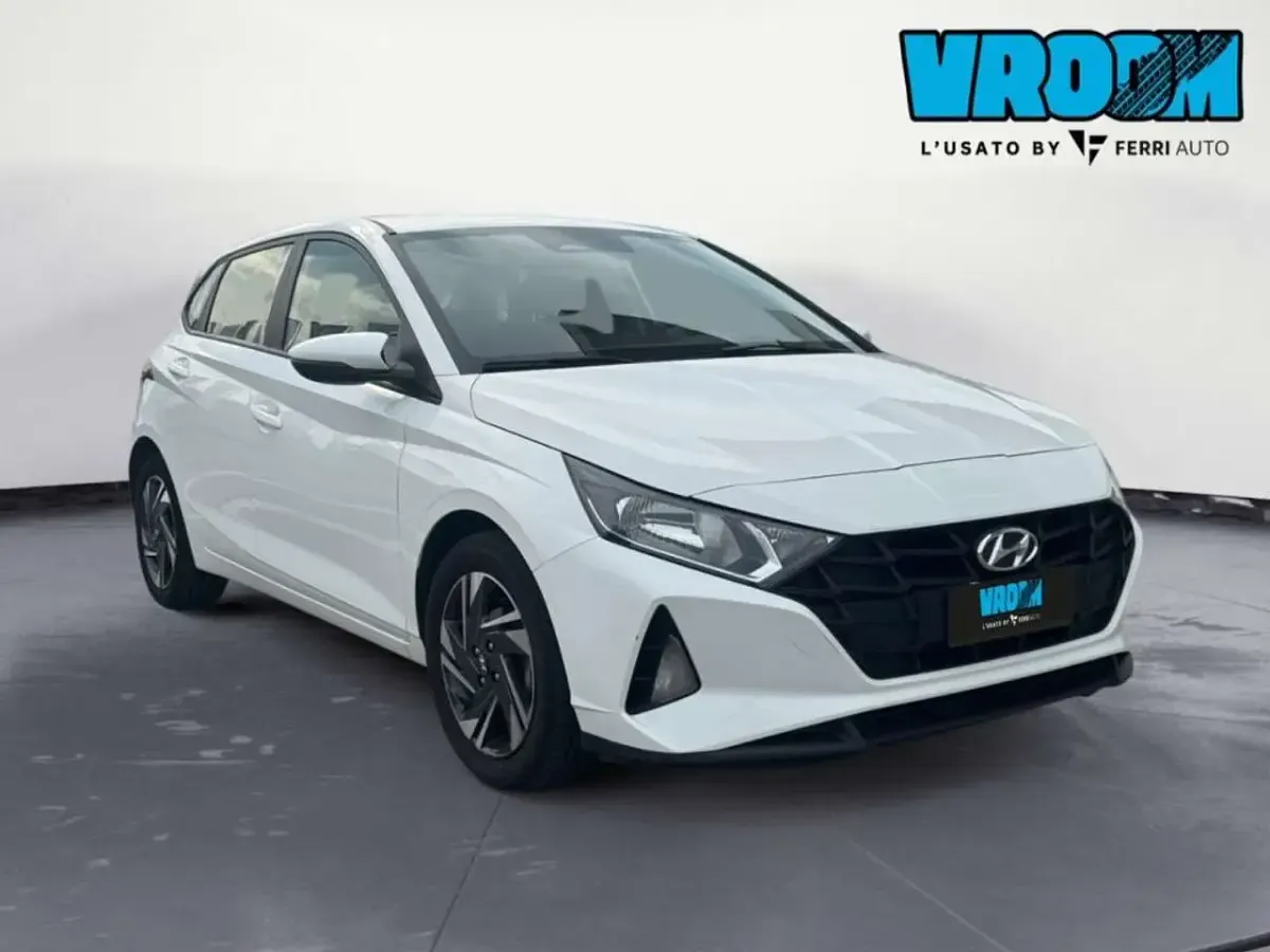 Usata Hyundai i20 84 CV (61 kW) 2023 Bianco Utilitaria