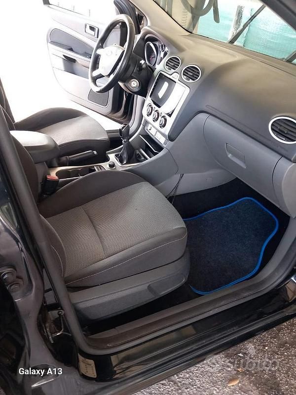 Usata Ford Focus Style 110 CV (80 kW) 2009 Blu/azzurro Station wagon