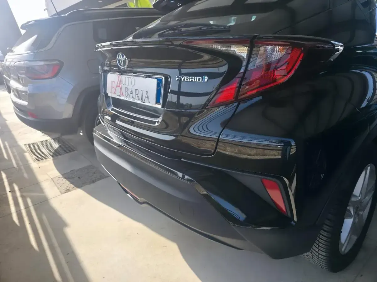 Usata Toyota C-HR Sport 152 CV (111 kW) 2022 Nero SUV