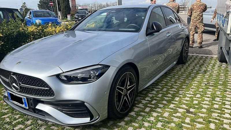 Usata Mercedes C220 Premium Plus 200 CV (147 kW) 2022 Argento Berlina