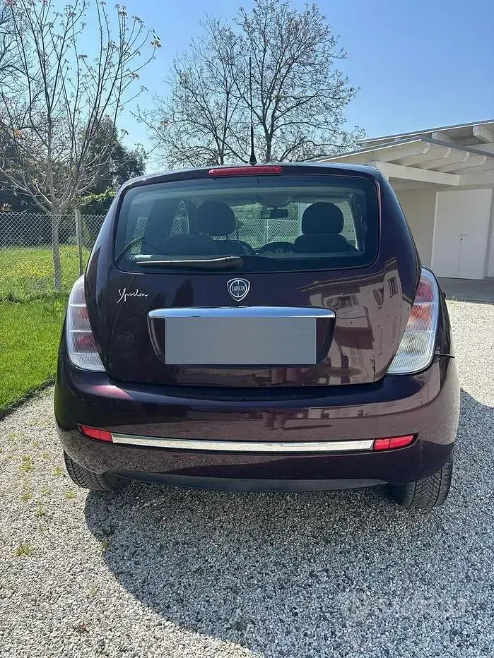 Usata Lancia Ypsilon 75 CV (55 kW) 2010 Utilitaria