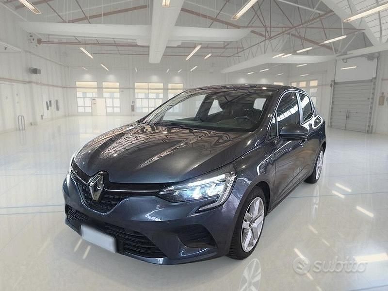 Usata Renault Clio V Business 91 CV (66 kW) 2021 Grigio Berlina