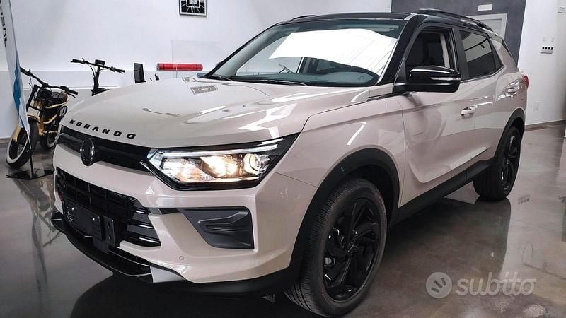 Nuova Ssangyong (KGM) Korando 163 CV (119 kW) 2025 Marrone SUV