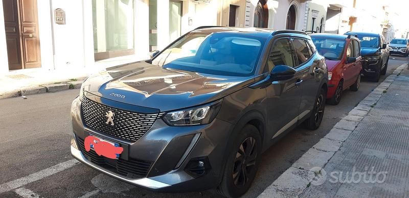 Usata Peugeot 2008 Allure 2022 Grigio SUV