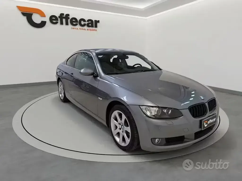 Usata BMW 330 272 CV (200 kW) 2007 Grigio Coupé