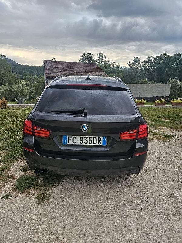 Usata BMW 520 M Sport 184 CV (135 kW) 2011 Nero Station wagon