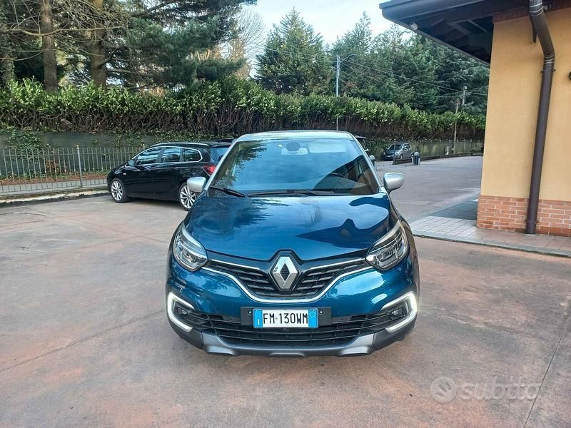 Käytetty Renault Captur Bose Edition 110 HP (80 kW) 2018 Sininen Katumaasturi