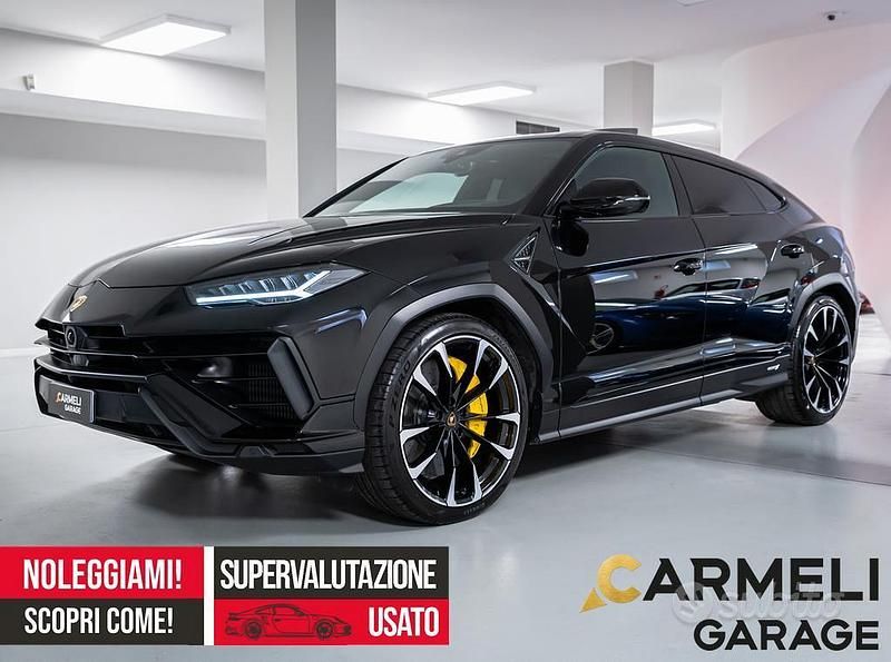 Usata Lamborghini Urus 490 CV (360 kW) 2023 Nero SUV