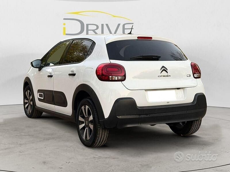 Usata Citroën C3 PureTech 110 CV (80 kW) 2024 Bianco Berlina
