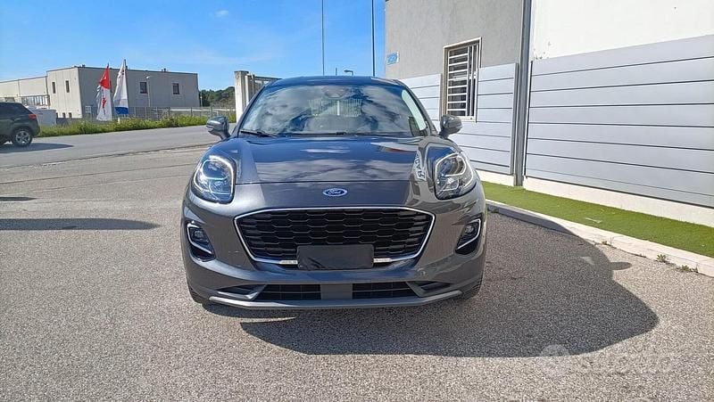 Usata Ford Puma Titanium 125 CV (91 kW) 2021 Grigio SUV