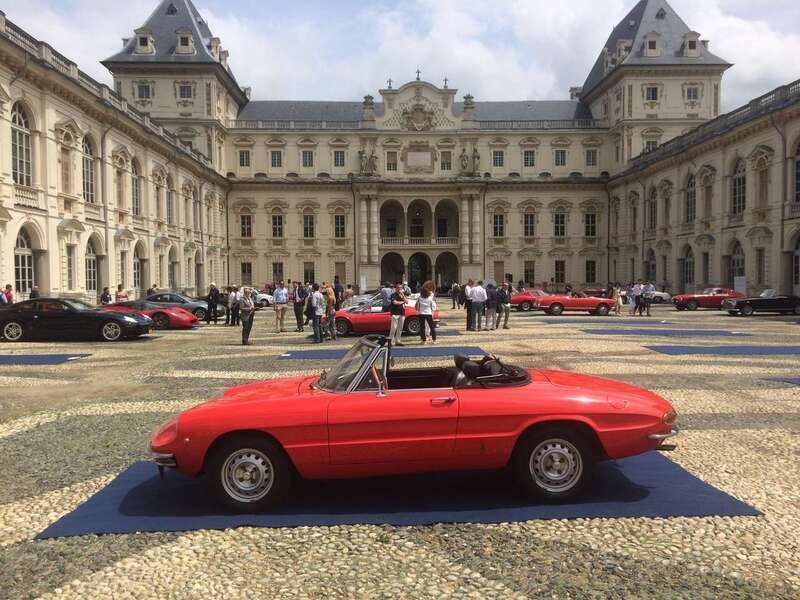 Usata Alfa Romeo Spider 114 CV (83 kW) 1969 Rosso Cabrio