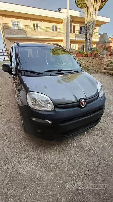 Usata Fiat Panda 95 CV (69 kW) 2017 Grigio Utilitaria