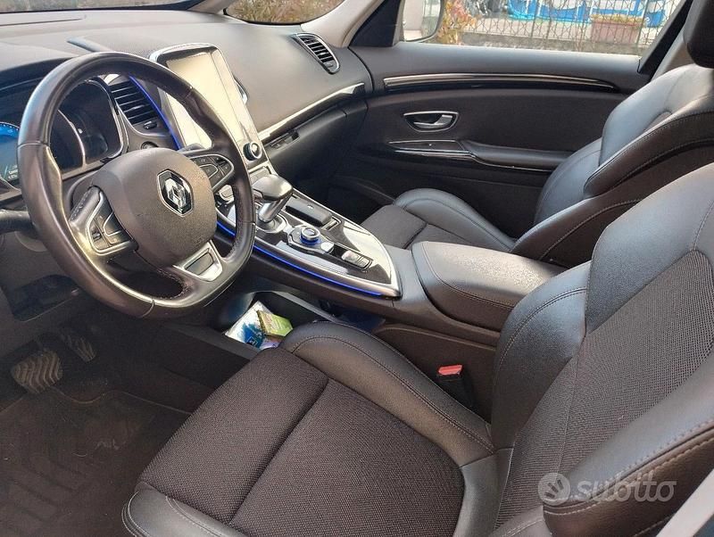 Usata Renault Espace Initiale 160 CV (117 kW) 2017 Nero Monovolume