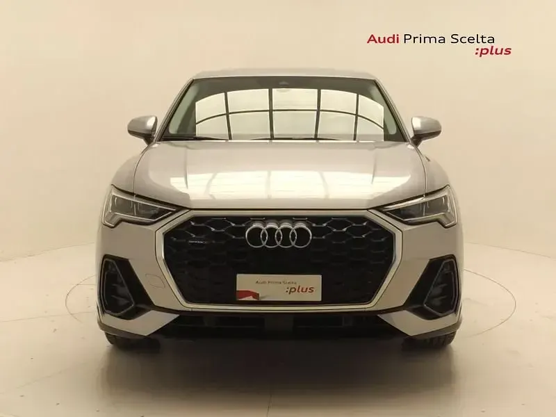 Gebraucht Audi Q3 Sportback Business Plus 150 PS (110 kW) 2022 Silber SUV