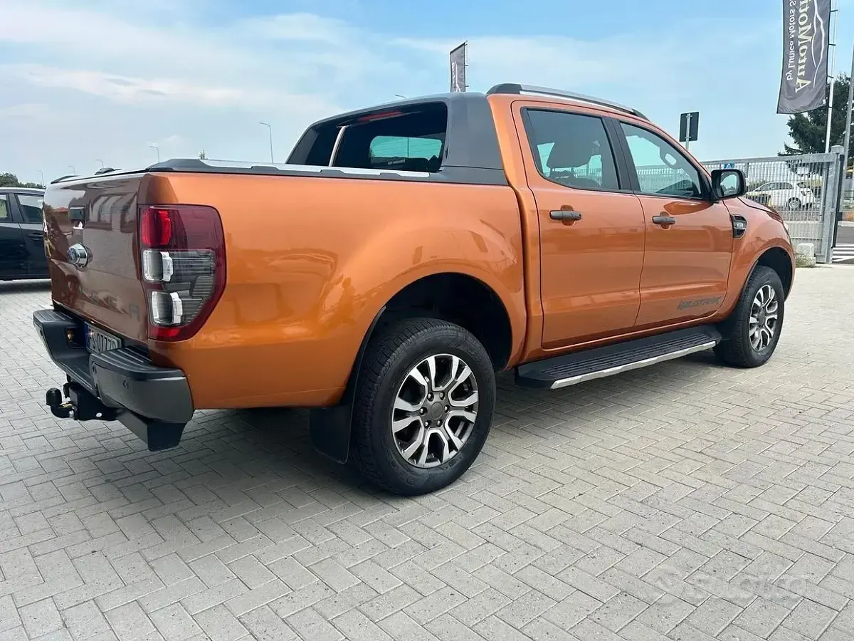 Usata Ford Ranger Wildtrack 200 CV (147 kW) 2018 Arancione Pick-up