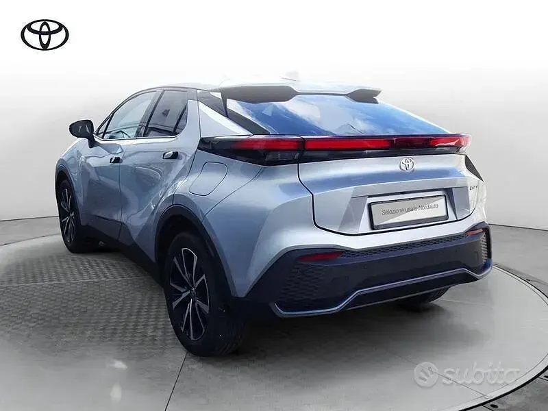 Usata Toyota C-HR Trend 223 CV (164 kW) 2025 Grigio SUV