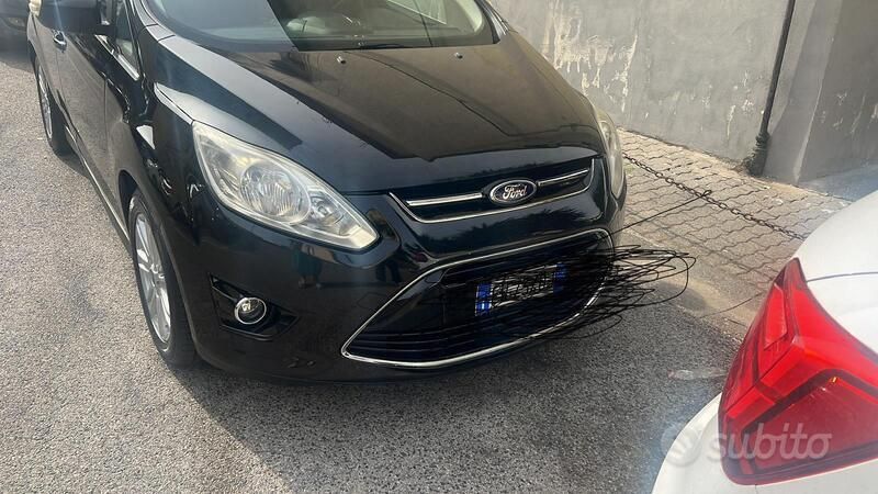 Usata 2014 Ford C-MAX Monovolume | 6000 € - Immagine 1/4