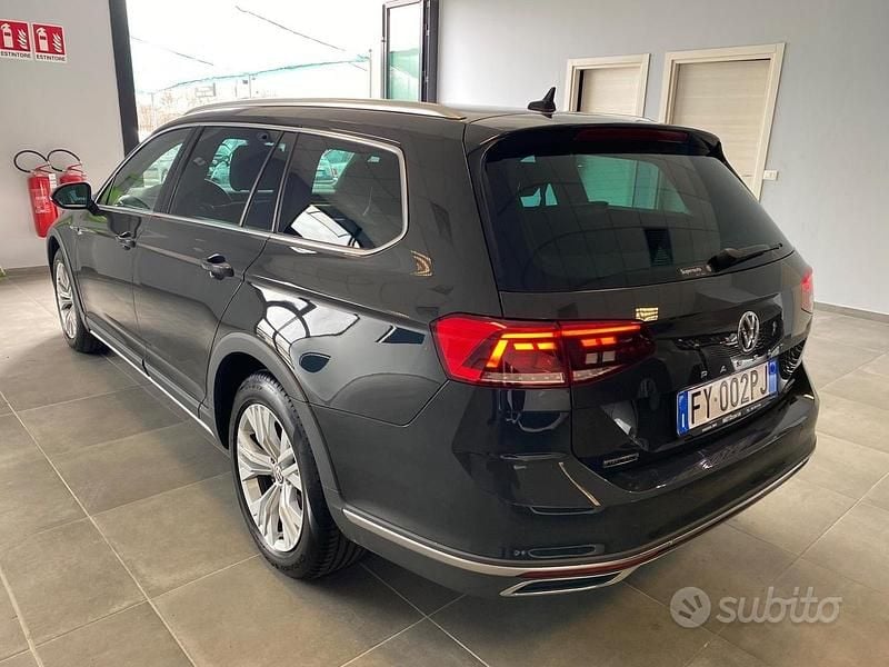 Usata VW Passat Alltrack 190 CV (139 kW) 2019 Grigio Station wagon