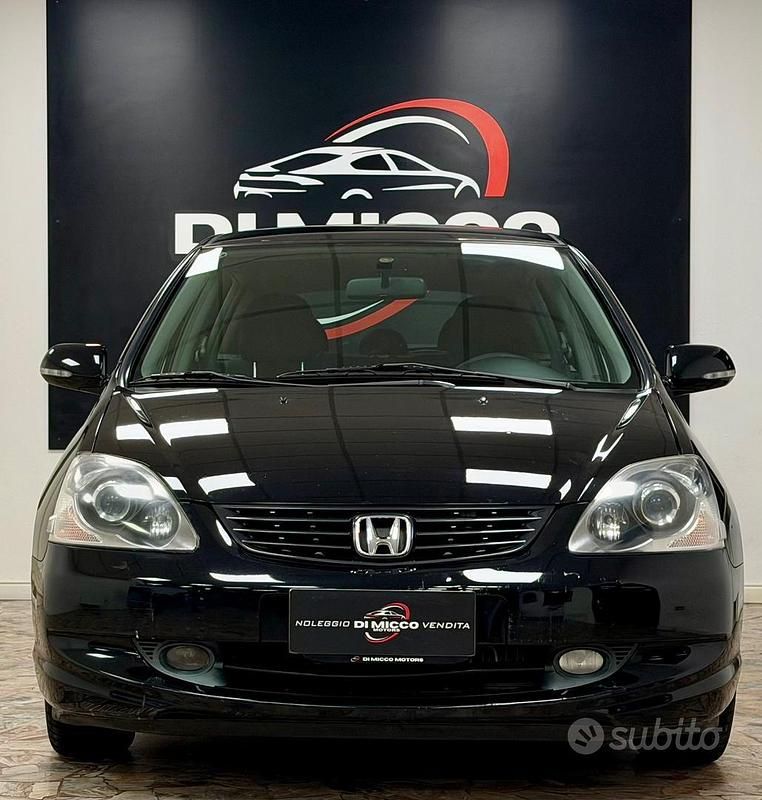 Usata Honda Civic ES 101 CV (74 kW) 2004 Nero Berlina
