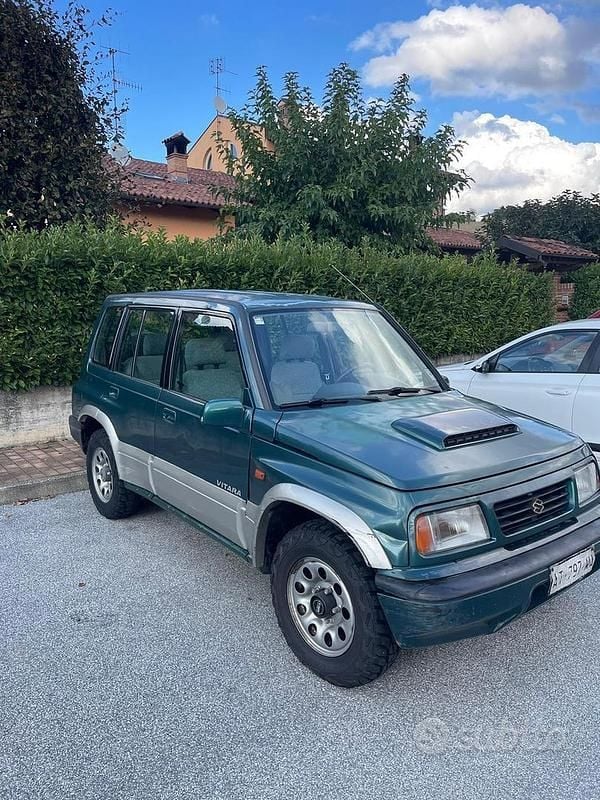 Usata Suzuki Vitara 68 CV (50 kW) 2010 SUV