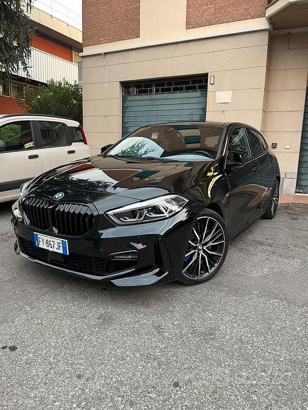 Usata 2020 BMW 118 Due volumi | 23.000 € (Molto cara) - Immagine 1/4