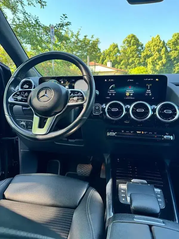 Usata Mercedes 180 Executive 116 CV (85 kW) 2023 Nero Berlina