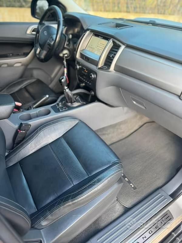 Usata Ford Ranger 160 CV (117 kW) 2018 Grigio Pick-up