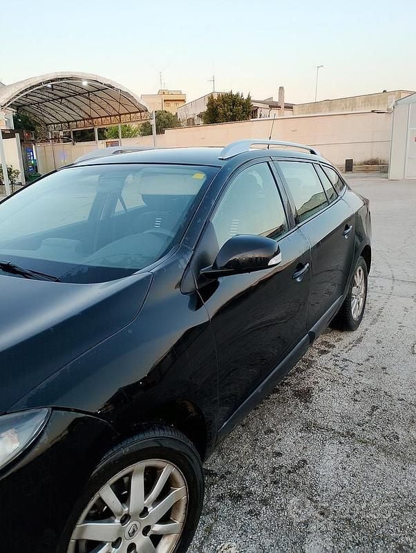 Usata Renault Mégane GrandTour 110 CV (80 kW) 2011 Nero Station wagon