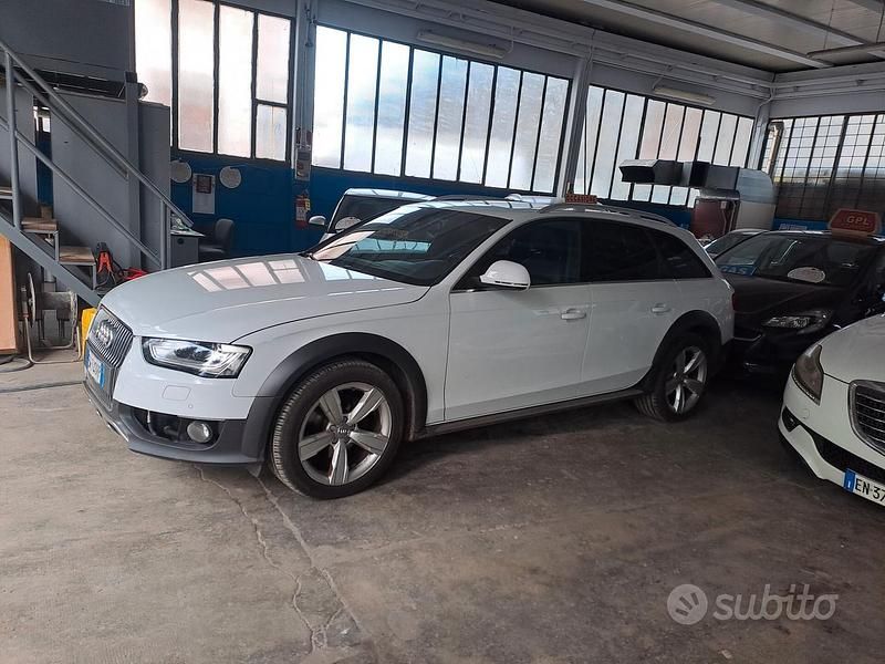 Usata Audi A4 Allroad Business 190 CV (139 kW) 2014 Bianco Station wagon