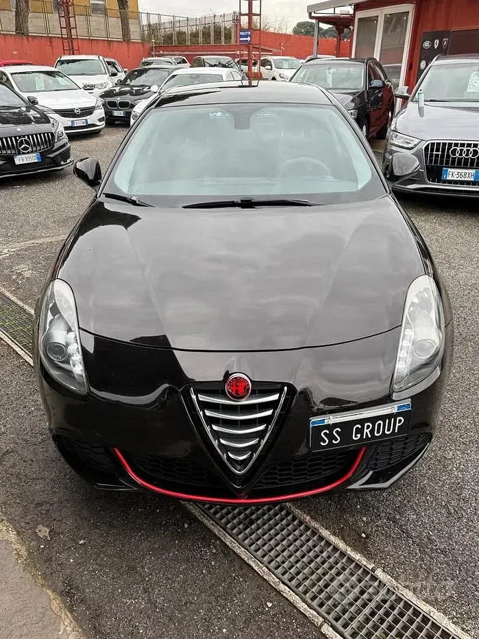 Usata Alfa Romeo Giulietta 120 CV (88 kW) 2016 Nero Utilitaria