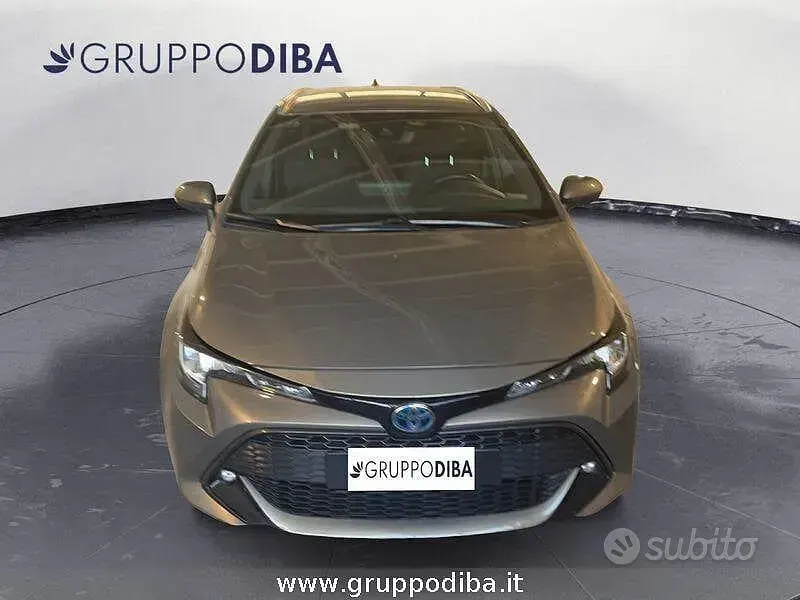 Usata Toyota Corolla Active 122 CV (89 kW) 2021 Bronzo Station wagon